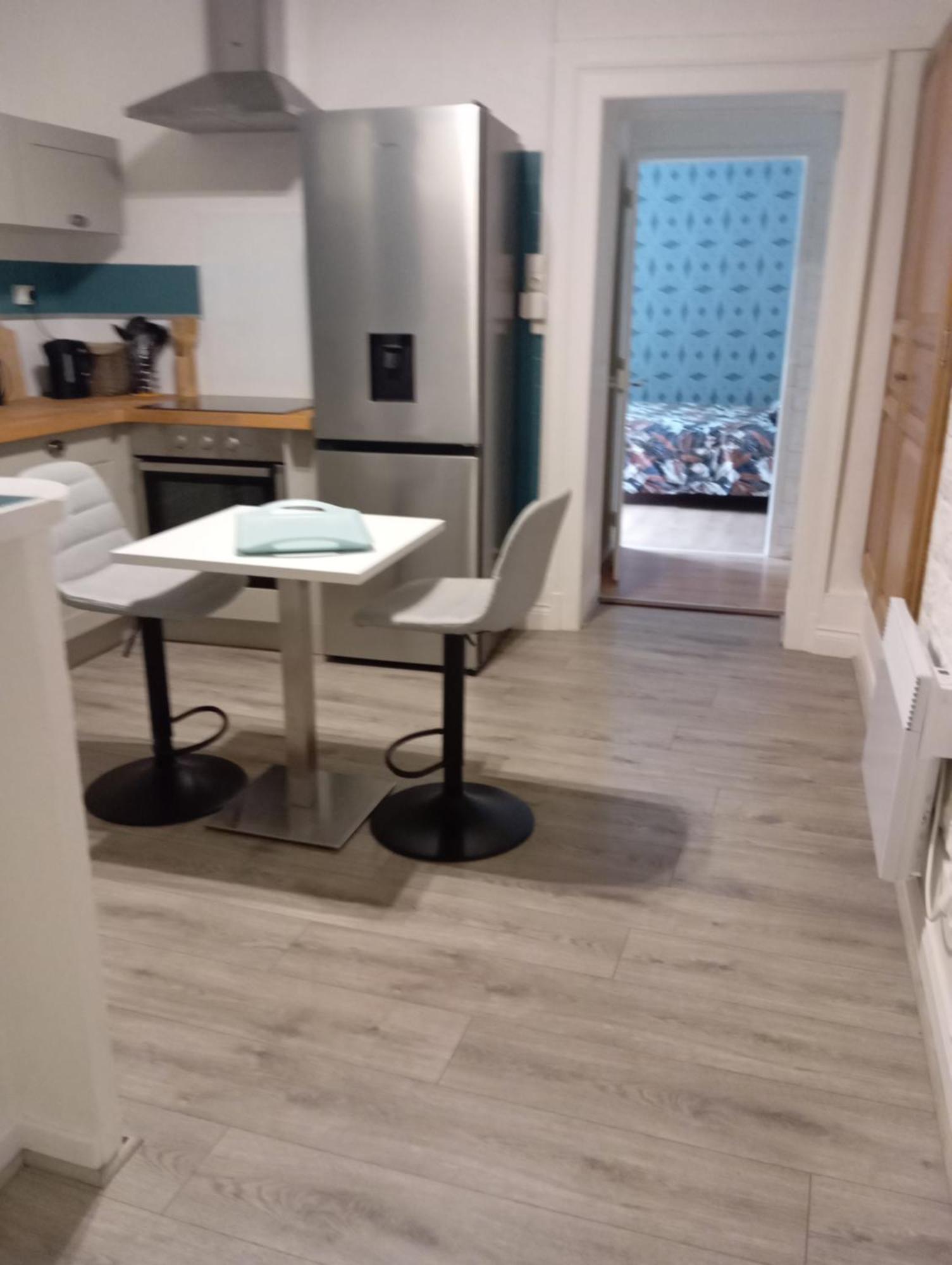 Sezane Apartment แบ็ง-เลส์-แบ็งส์ ภายนอก รูปภาพ